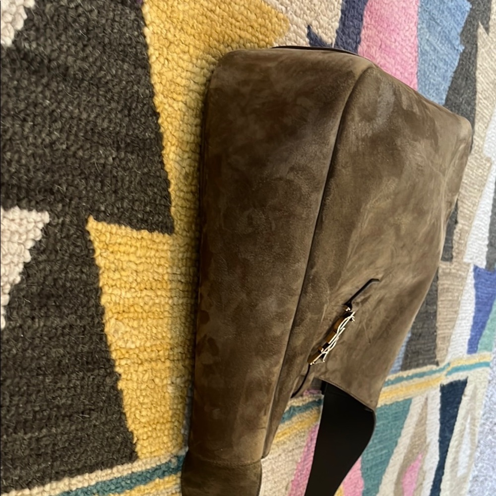 Saint Laurent Small Le 5 A 7 Hobo Bag - Picture 4 of 13
